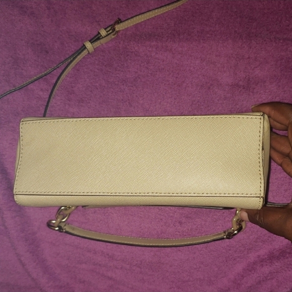 Michael Kors Tan Shoulder Bag - Picture 11 of 13
